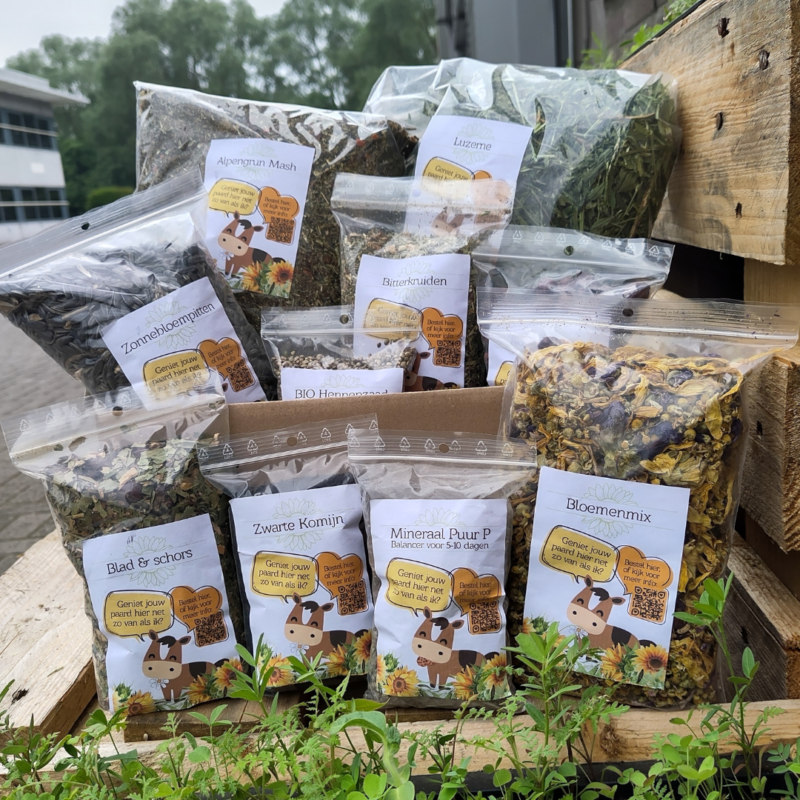browsingbox, browsing box, snackbox, proefpakket, paarden, kruiden